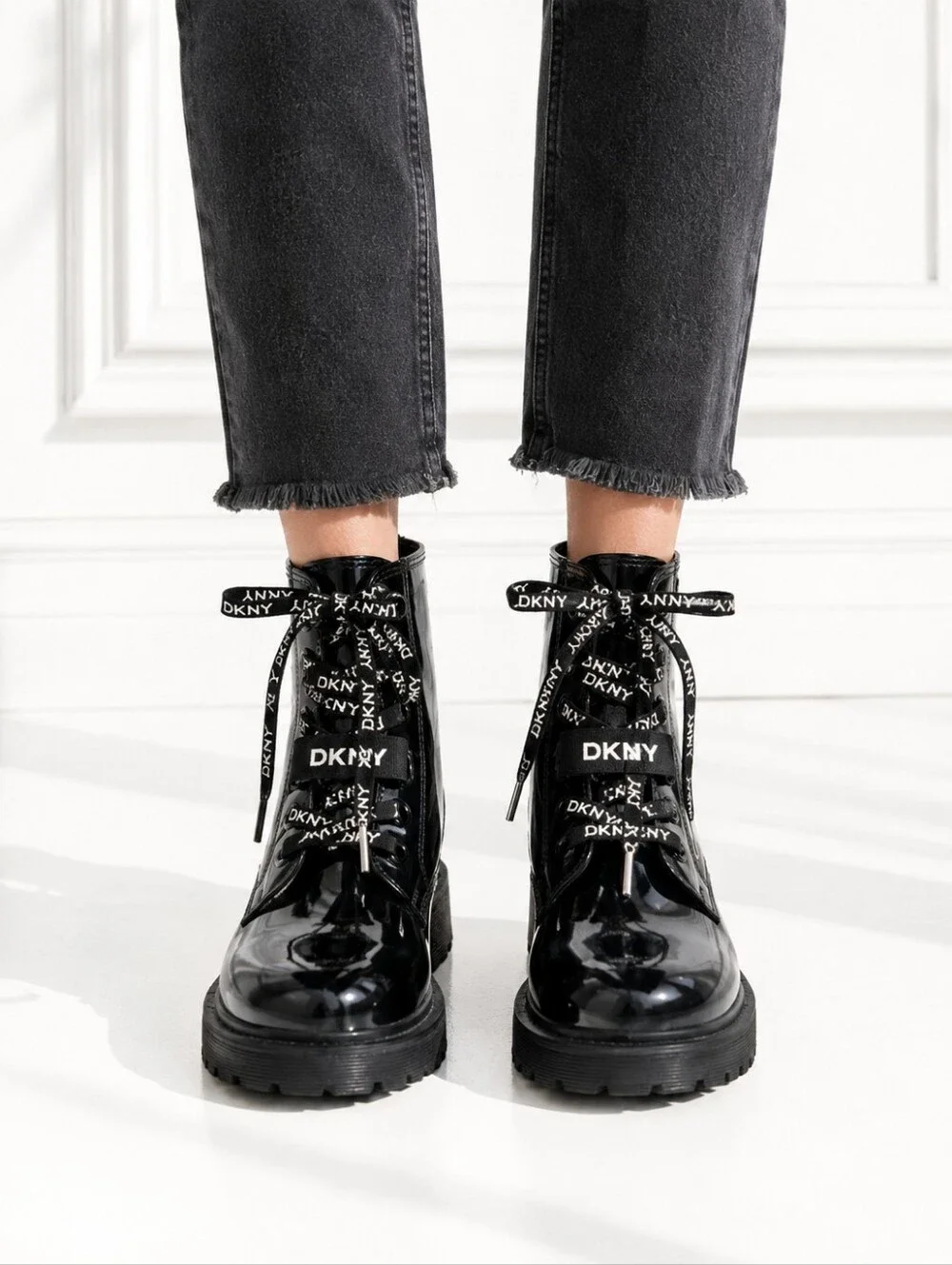DKNY Black Patent Combat Boots Size 38 Lug Sole Lace Up Ankle Boots